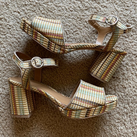 Urban Outfitters Shoes - Urban outfitters woven sandals